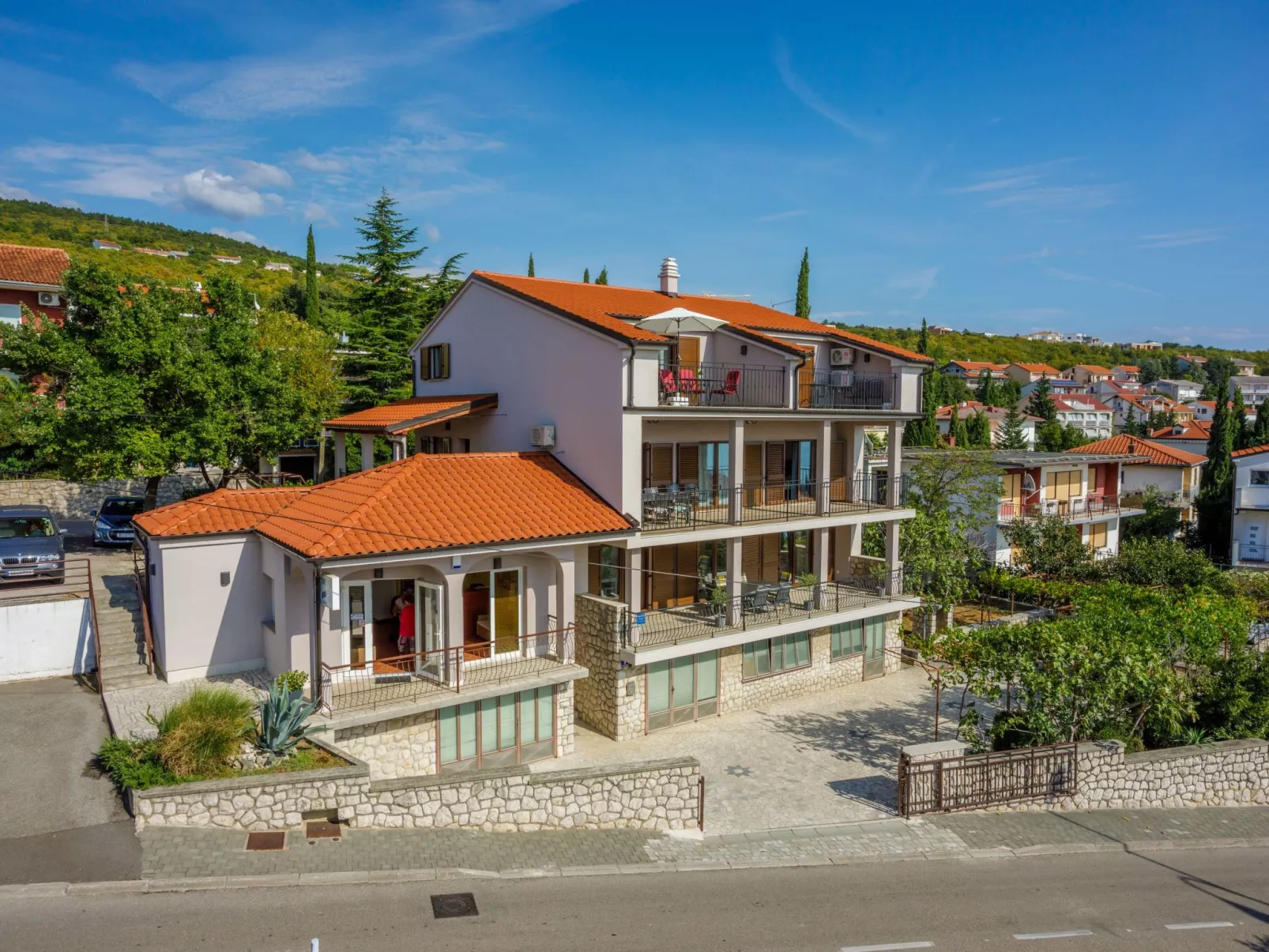 Wohnung mit Panoramablick aufs Meer-Draußen