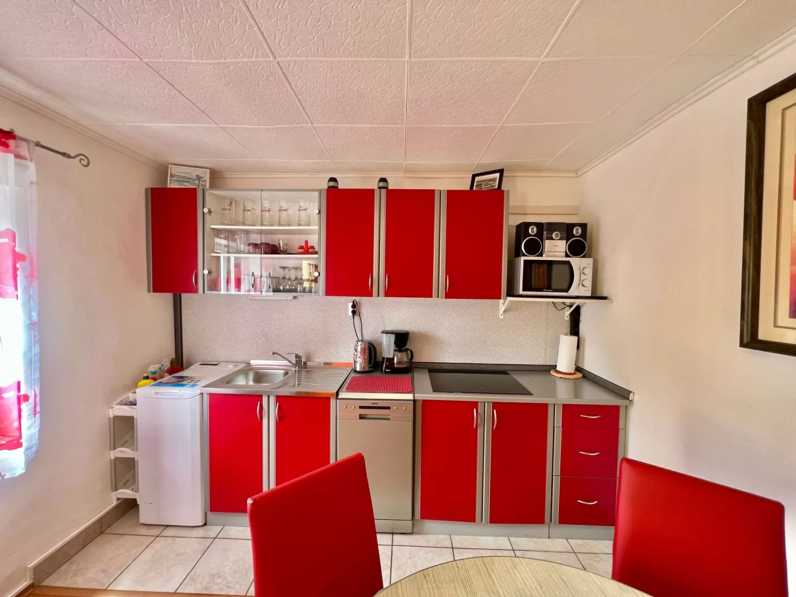 Mit eigenem Garten und Grill-Dedans