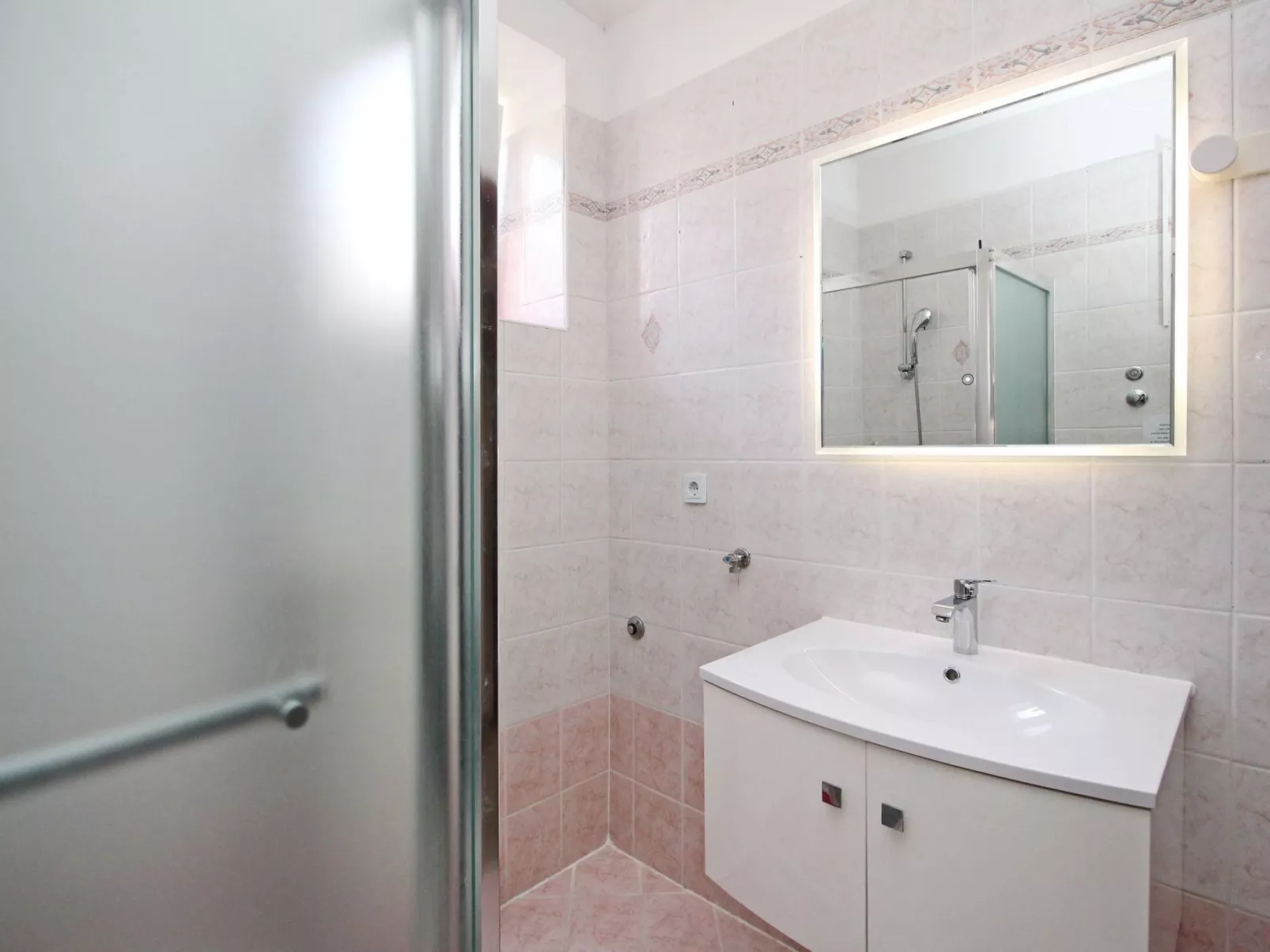 Charmante Ferienwohnung in Baška mit Eigener Terrasse-Inside