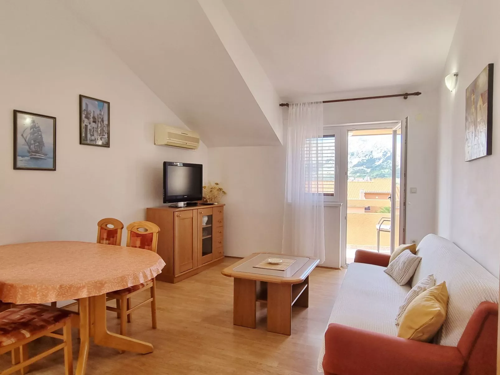 Wohnung in Baška mit Eigenem Balkon-Dedans