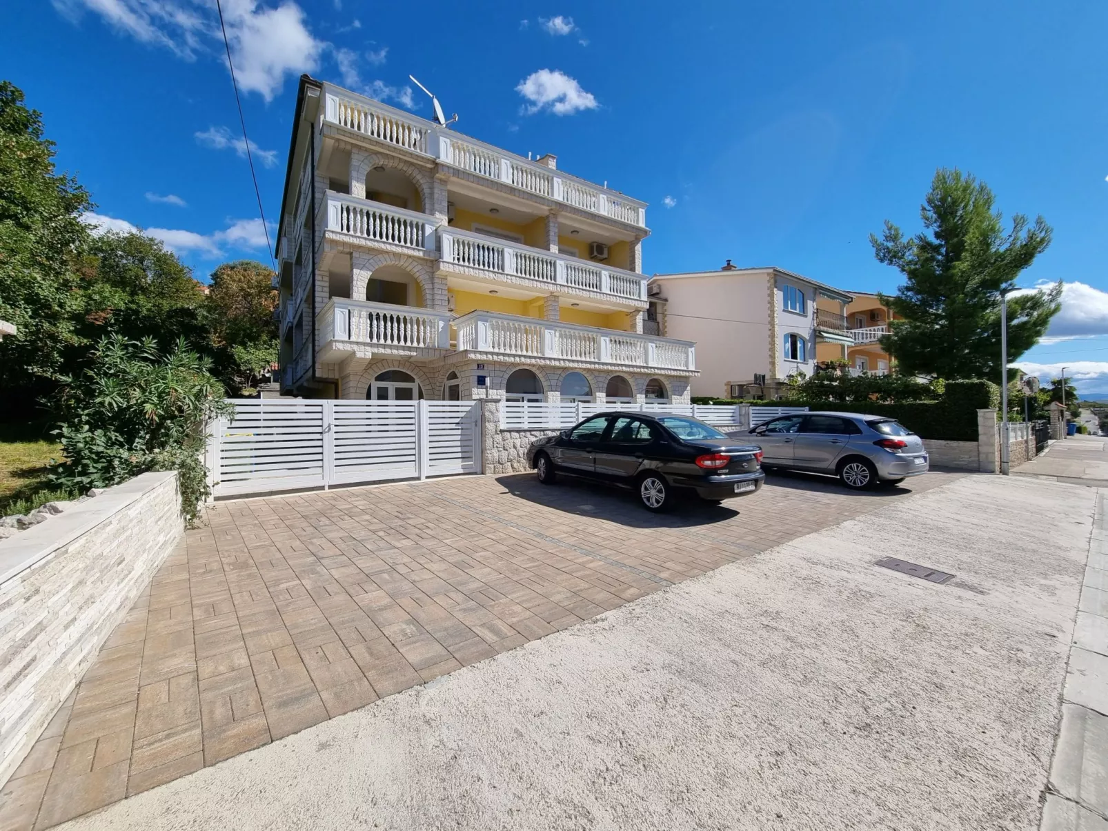 Wohnung in Crikvenica mit privatem Parkplatz-Outside