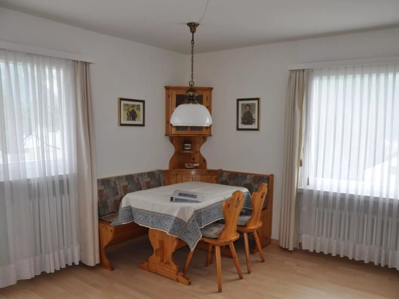 Chesa Stail'Alva 2-Inside