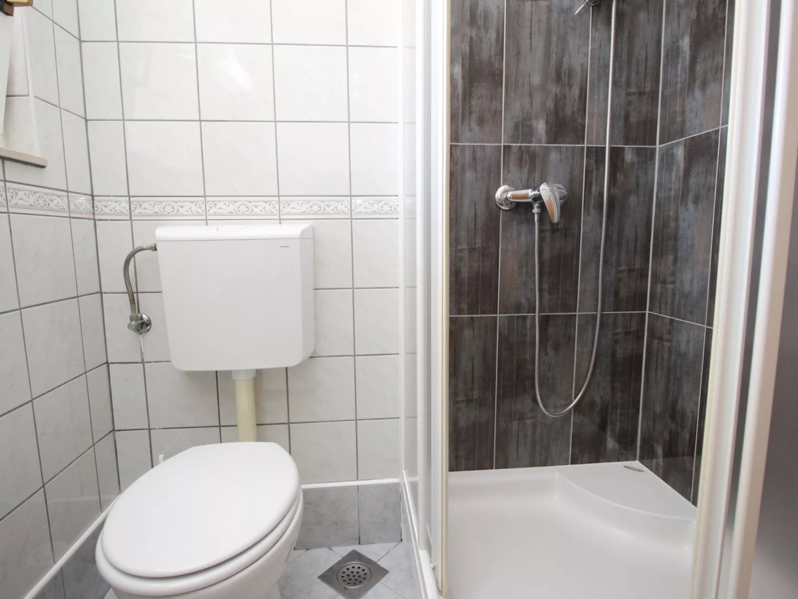 Corinthia 2 - Image-tags.info