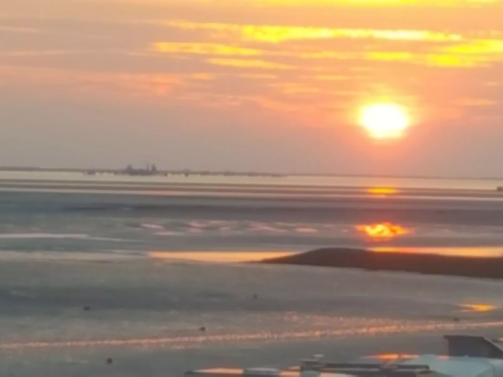 Deichhuus - ruhig am Feldrand in Sackgassenlage-Outside