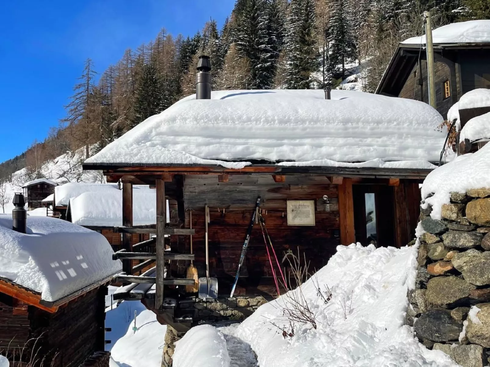 Spycher Niederwald-Draußen