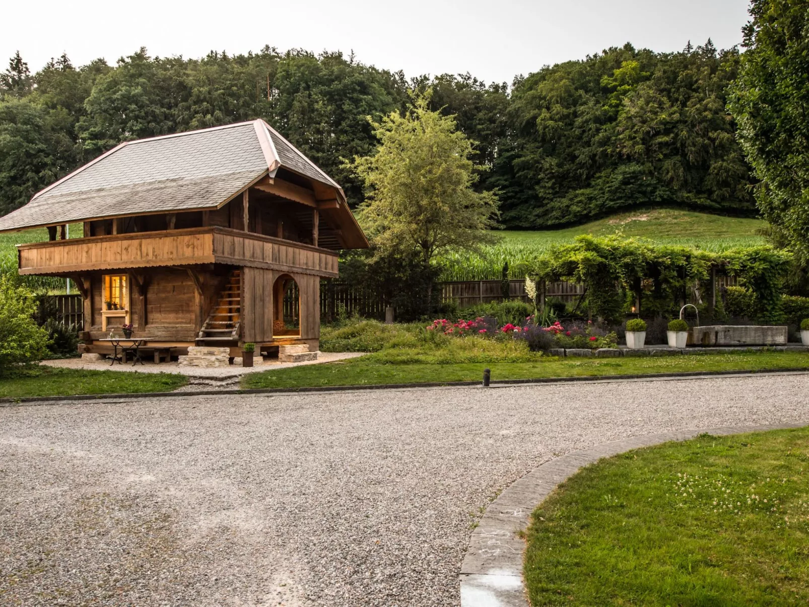 Spycher-Lodge-Dehors