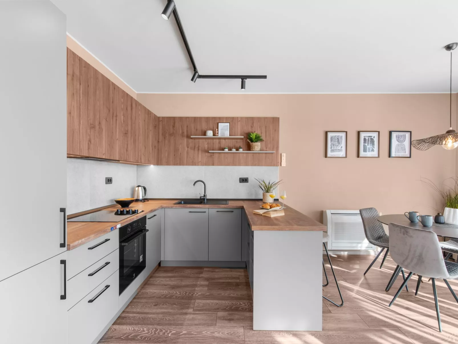 Quercus Village APP 10 mit privatem Pool-Drinnen