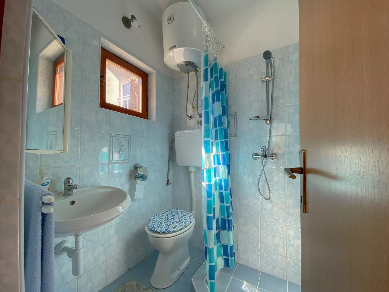 Für 2 Personen ca. 20 m&sup2; in Novigrad, Adriaküste Kroatien (Westküste von I-Inside