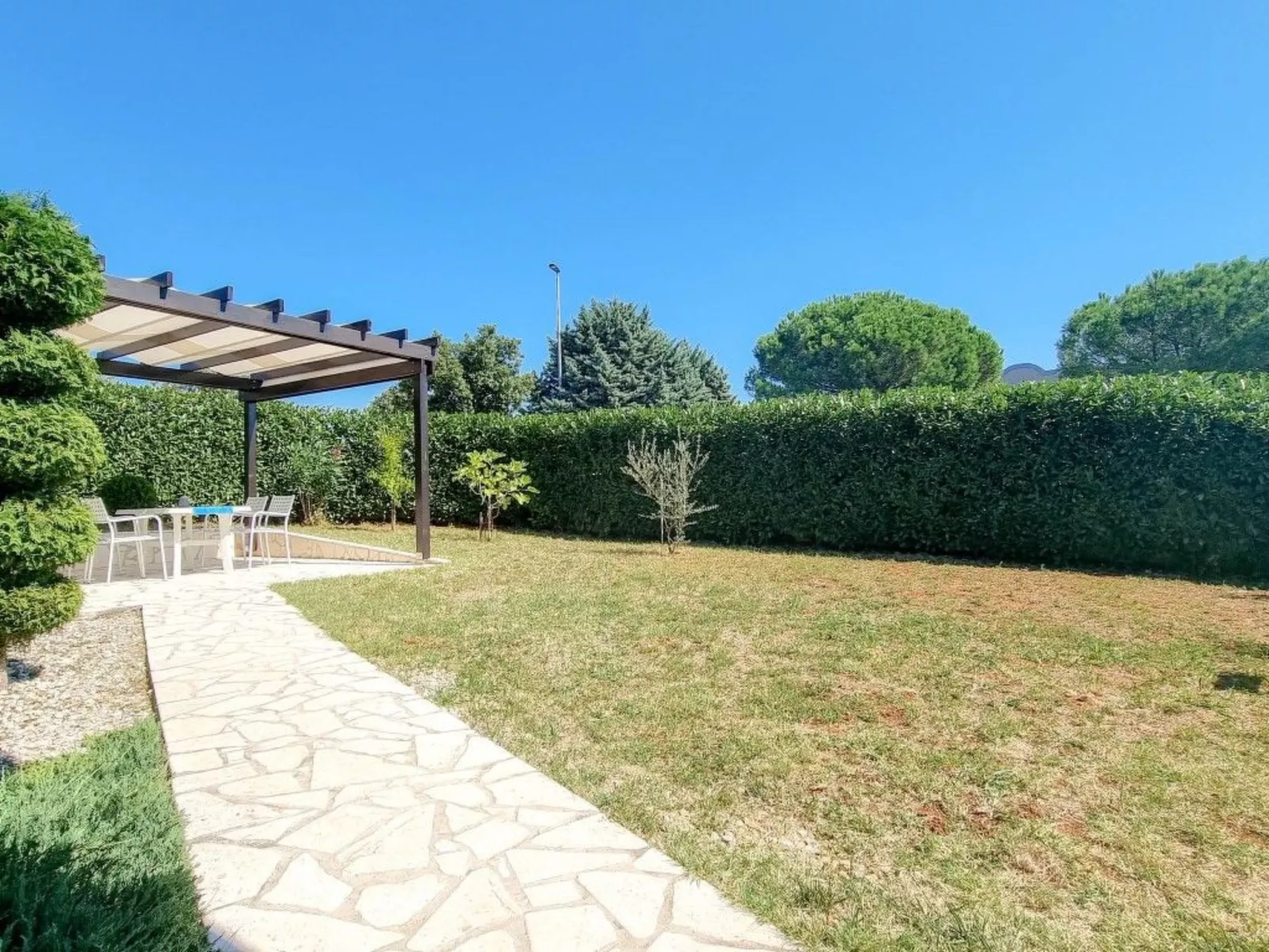 "Lea" mit Terrasse-Draußen