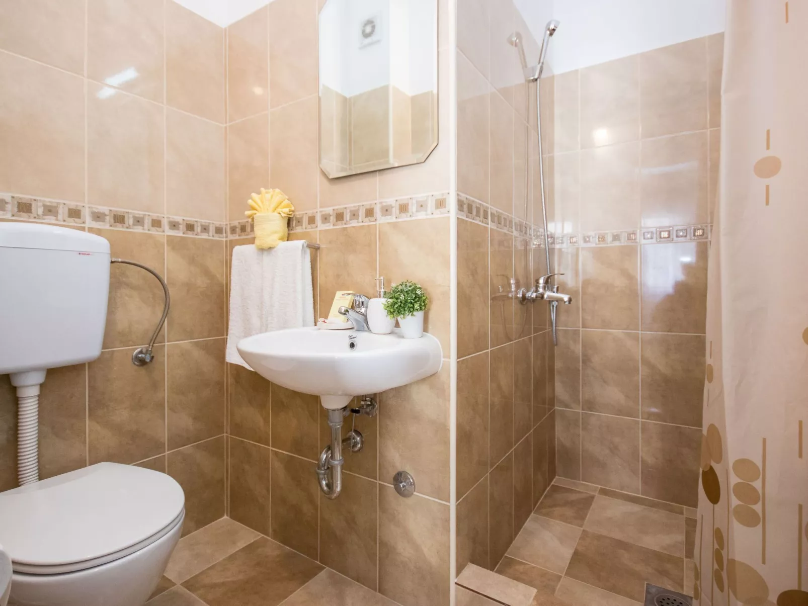 Fünf-Bett-Appartement-Dedans