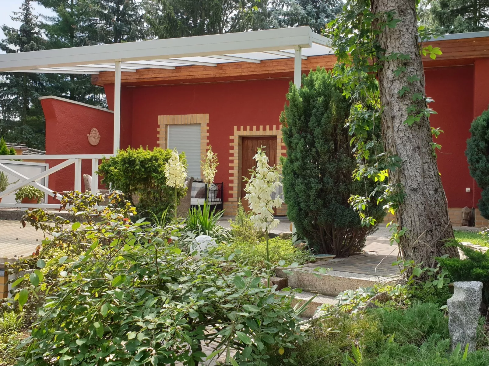 Mit Garten, Grill und Terrasse-Draußen