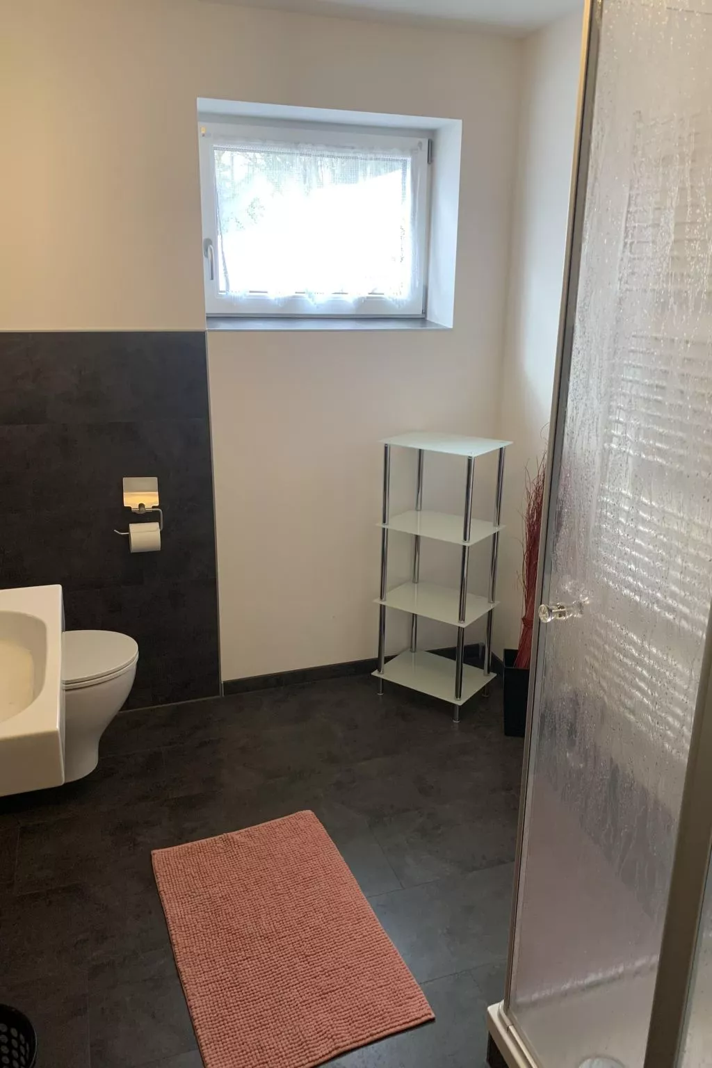 FEWO-Pfenniggeiger-Drinnen