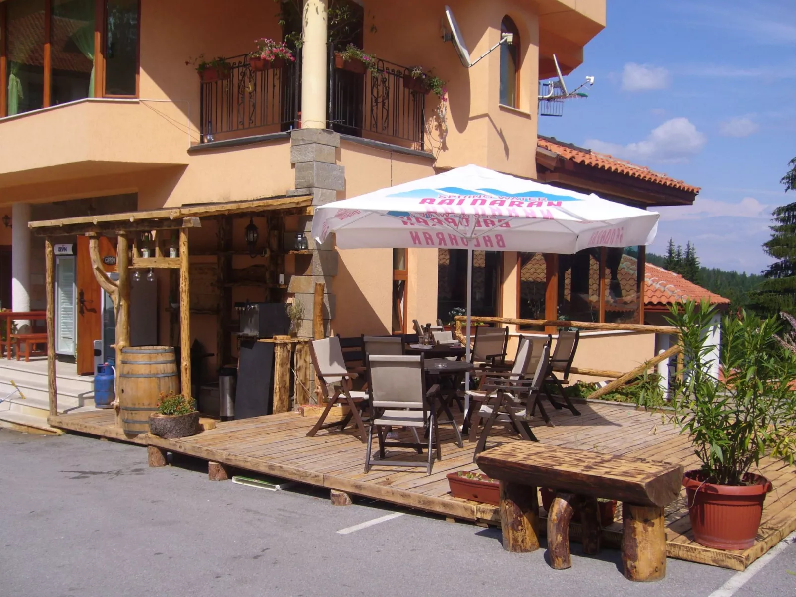 Mit Whirlpool - Outside