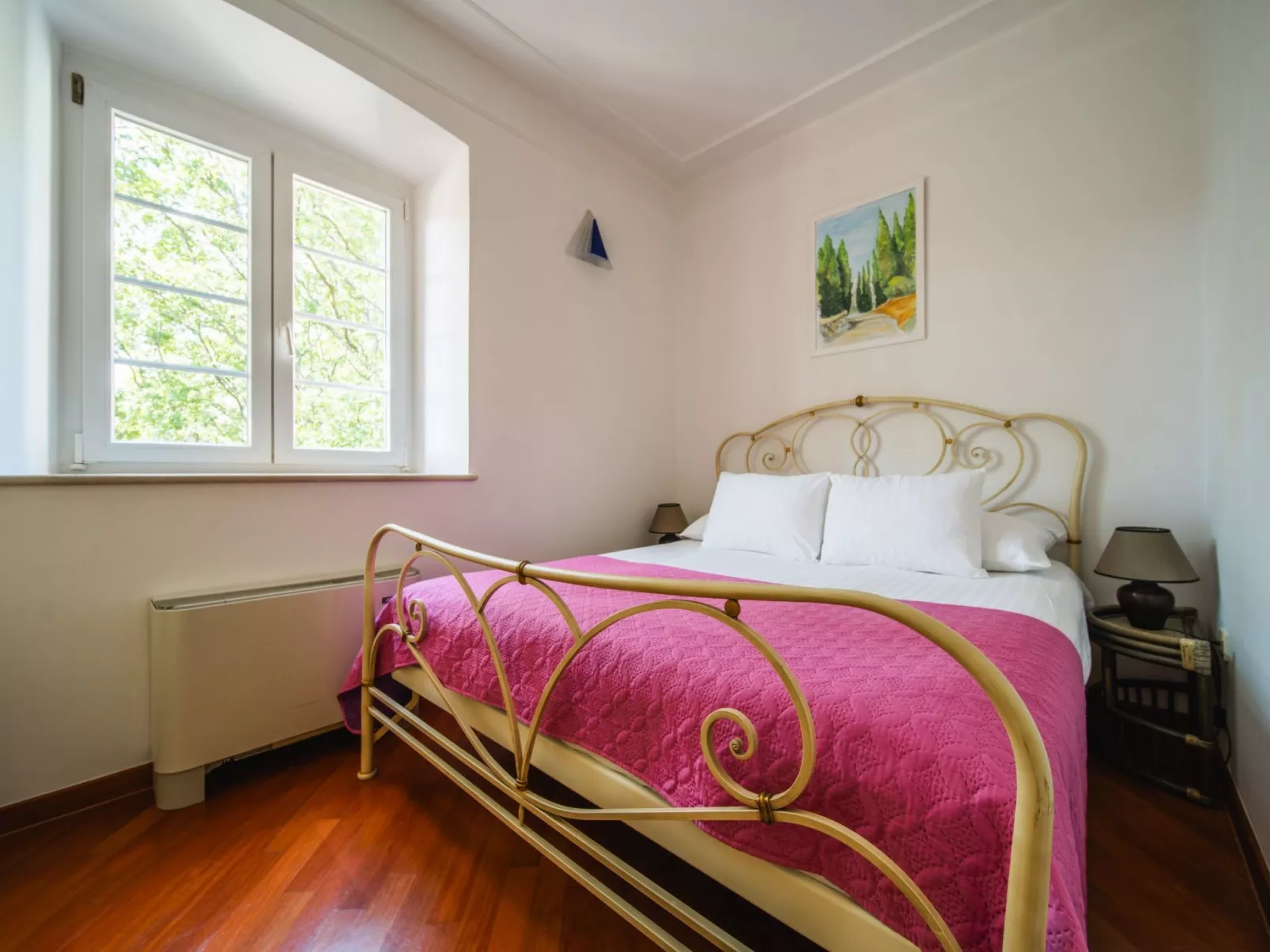 Traditionelles Steinhaus mit privatem beheiztem Pool-Drinnen