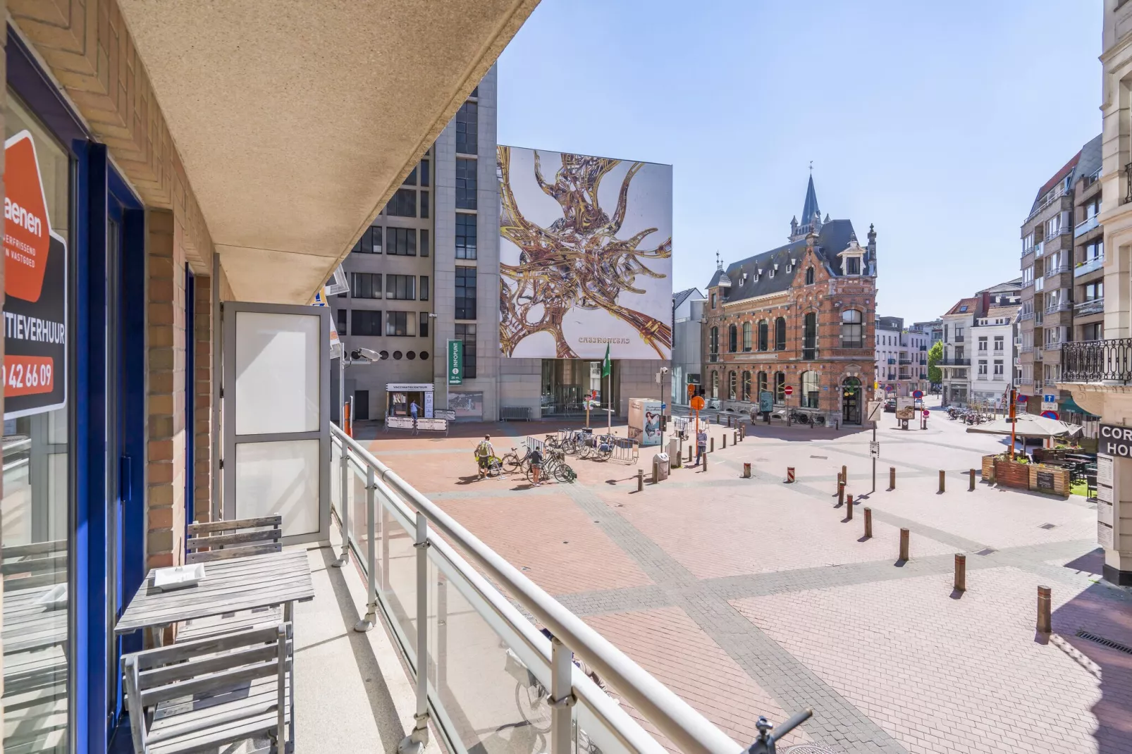 Majestic Stad 002-Terrace balcony