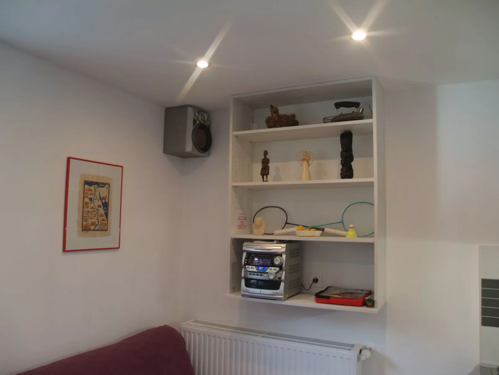 Mit Terrasse, Grill und Garten-Inside