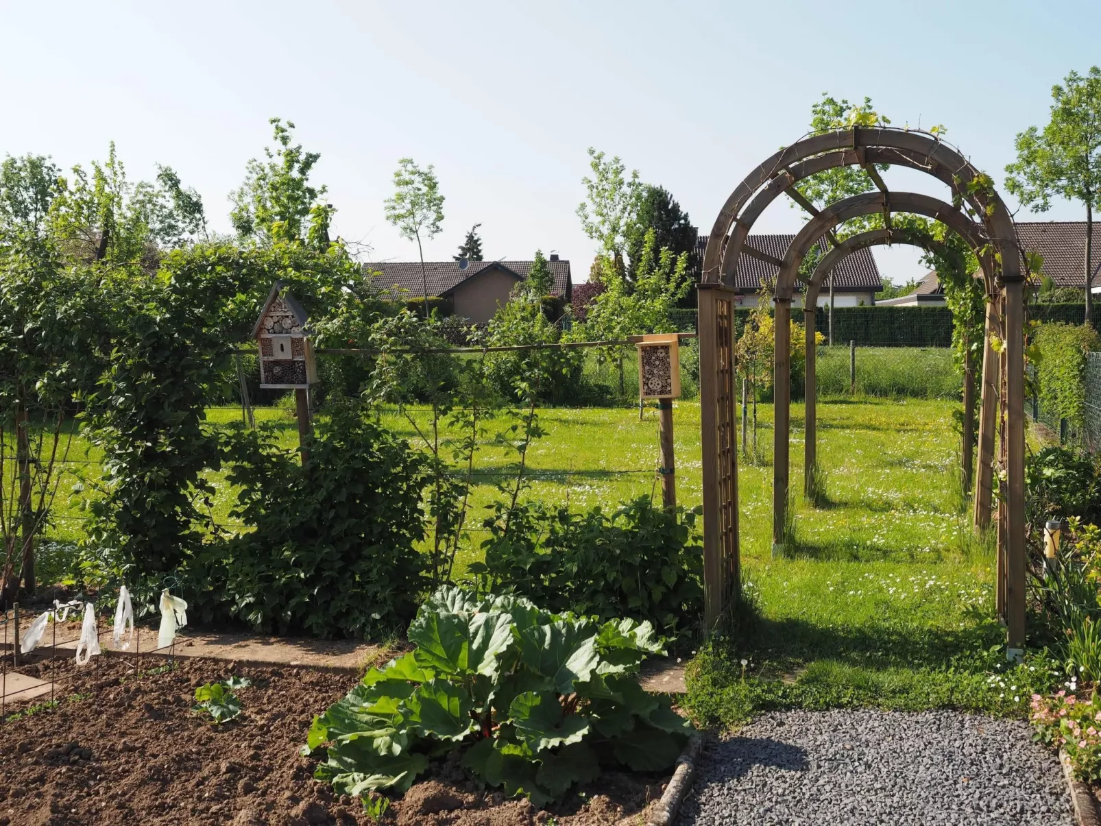 Hochwertige Ferienwohnung mit Terrasse und Garten-Outside