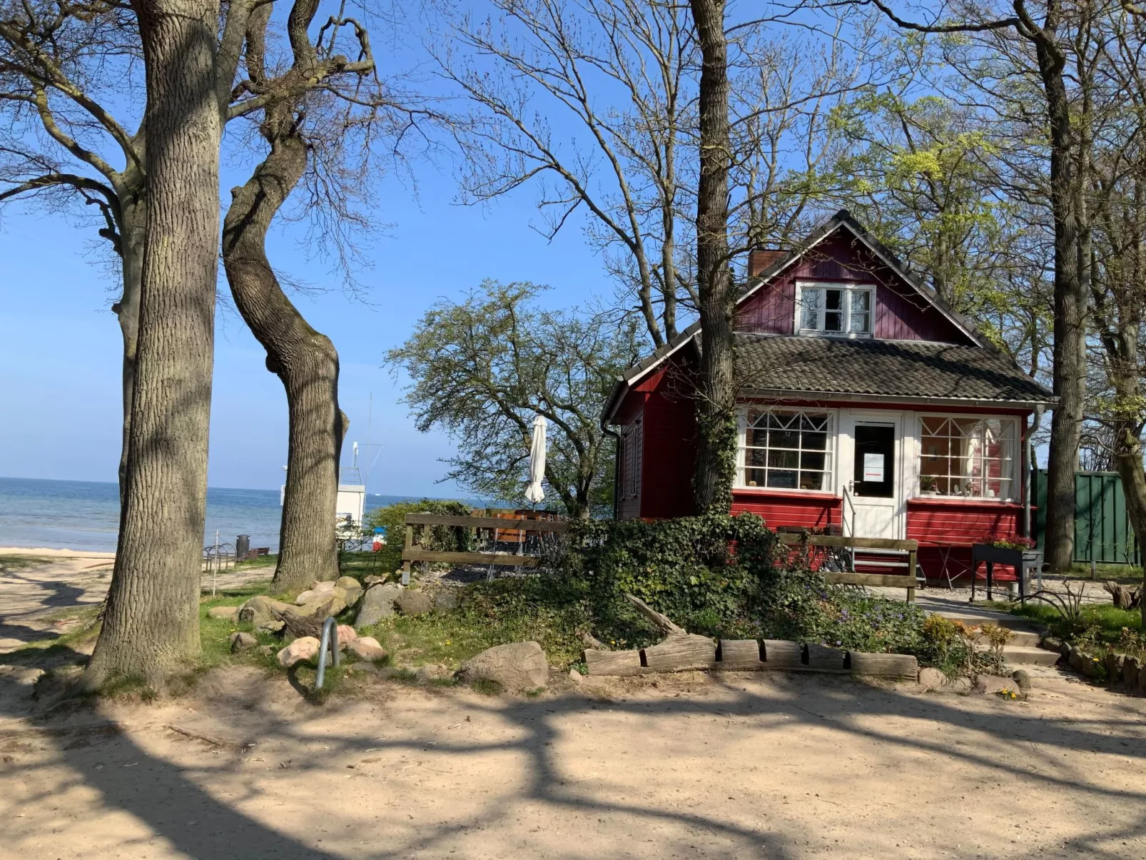 In Hoben mit Grill und Terrasse-Draußen