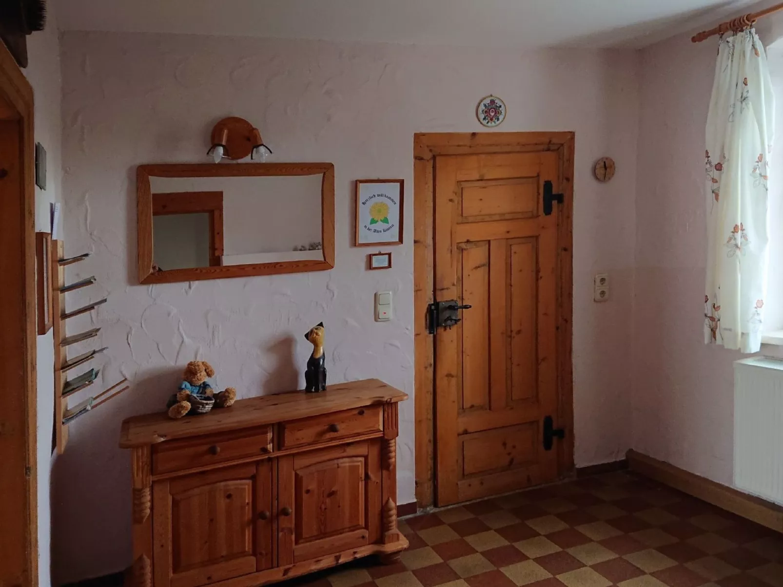 Mit Garten, Weinlaube und Aussenpool-Dedans