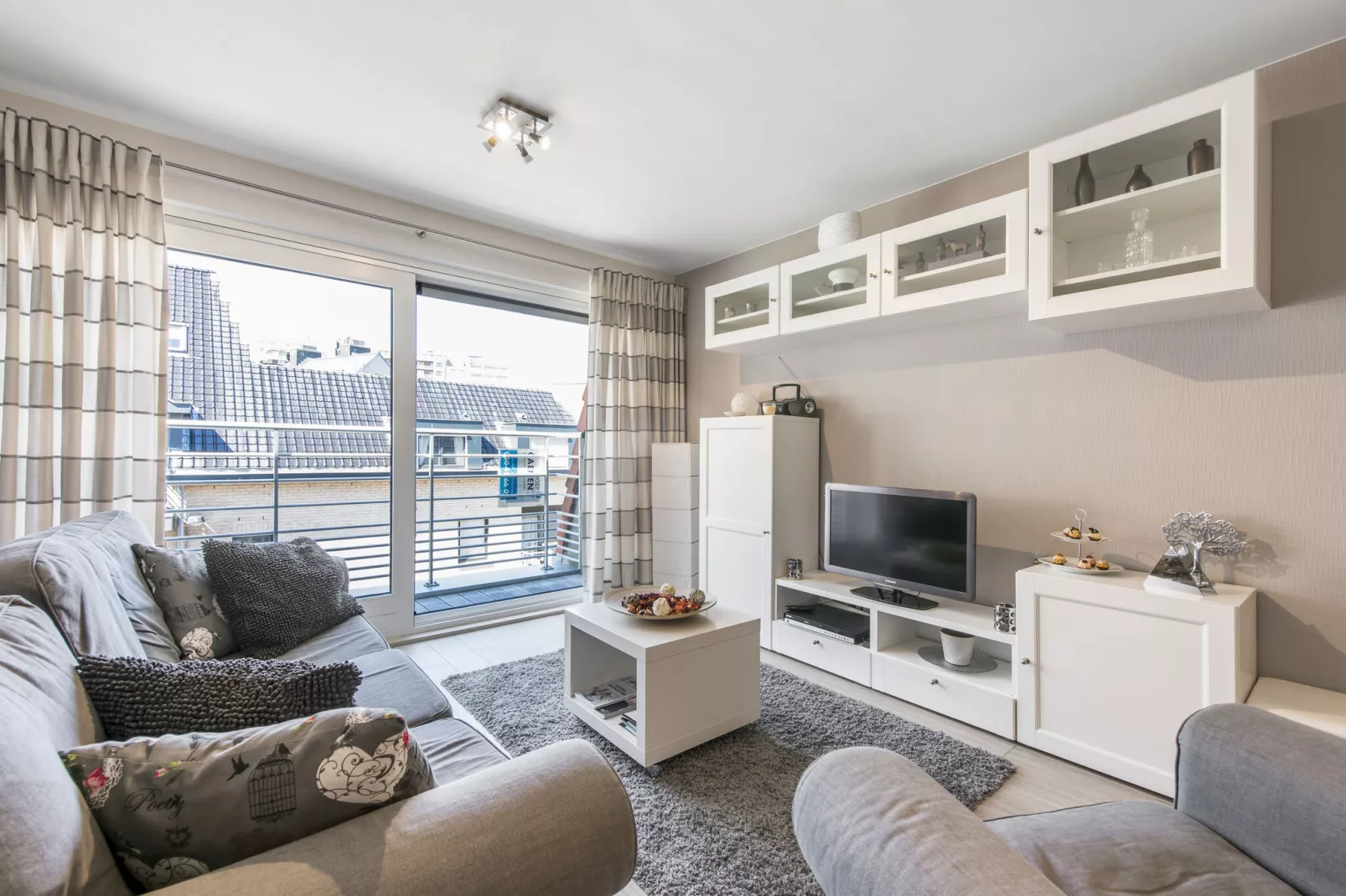Nouvella 301-Living room