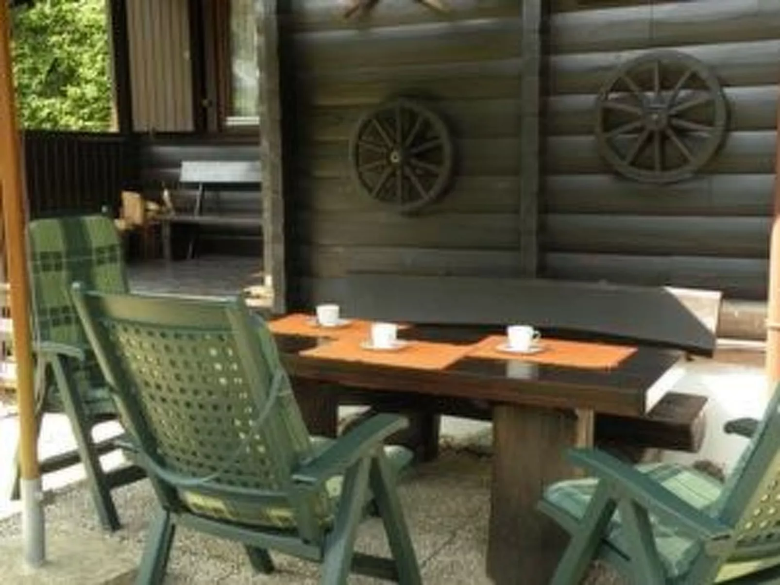 Berghütte mit eigenem Garten und Grill-Outside