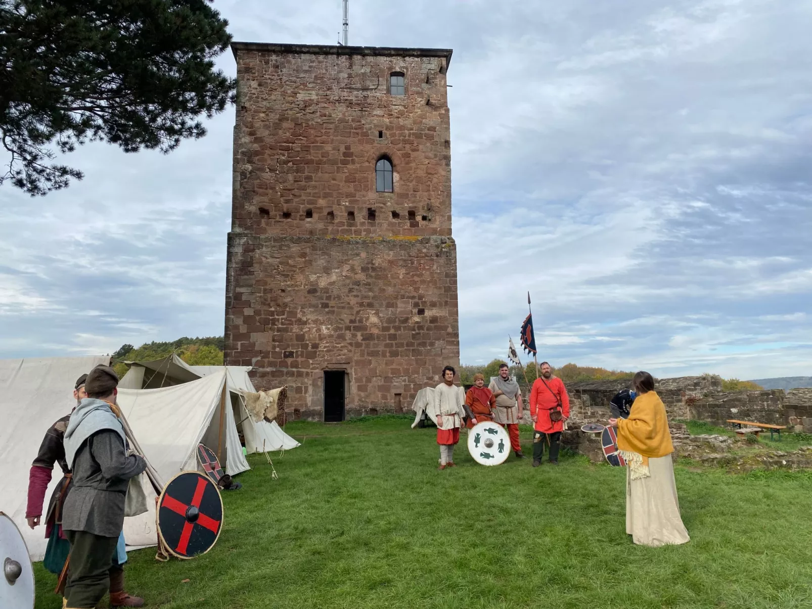 Appartement mit Balkon-Draußen