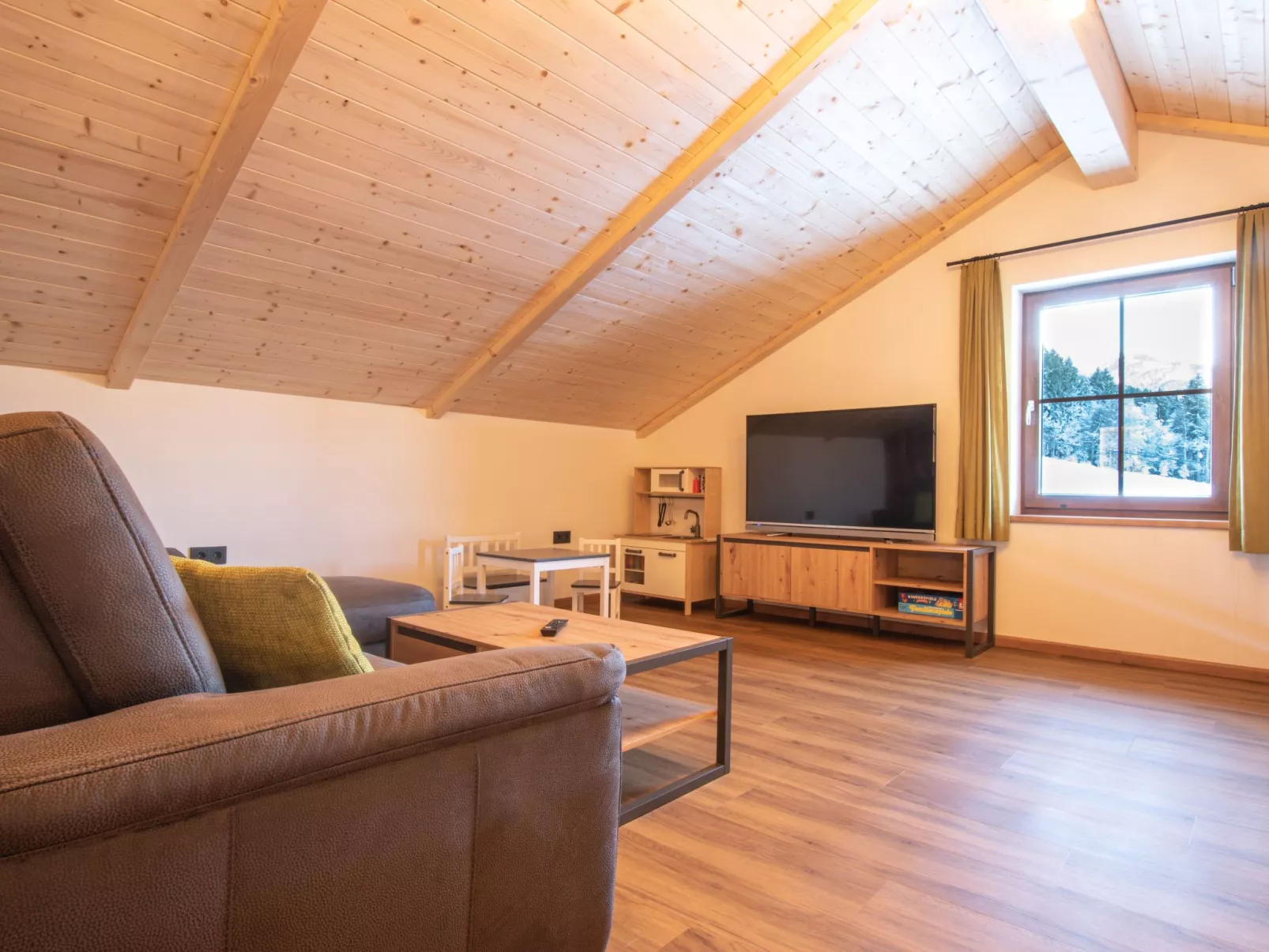 Alpen Chalet-Image-tags.info