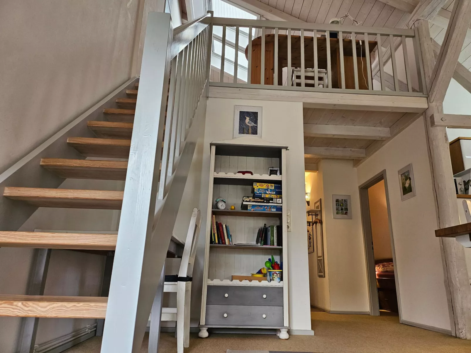 Gutshof-Ambiente 5-Drinnen