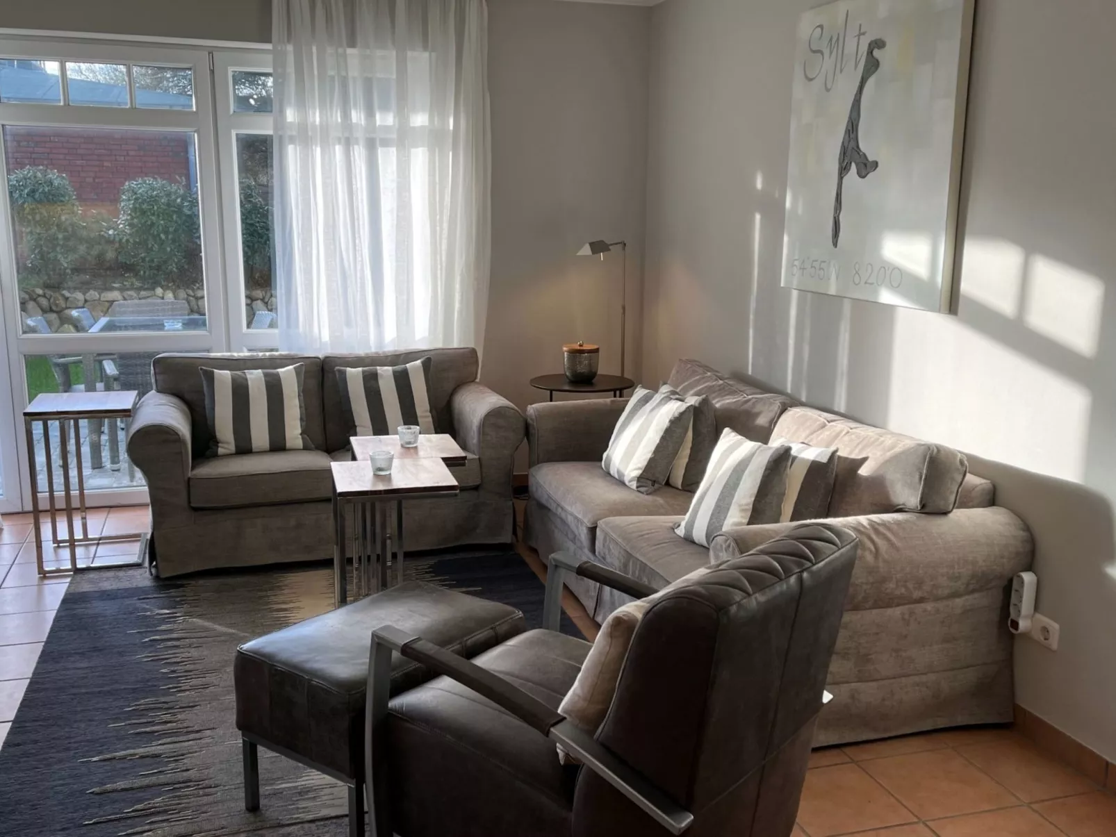 Helle Ferienwohnung mit sonniger Terrasse-Drinnen