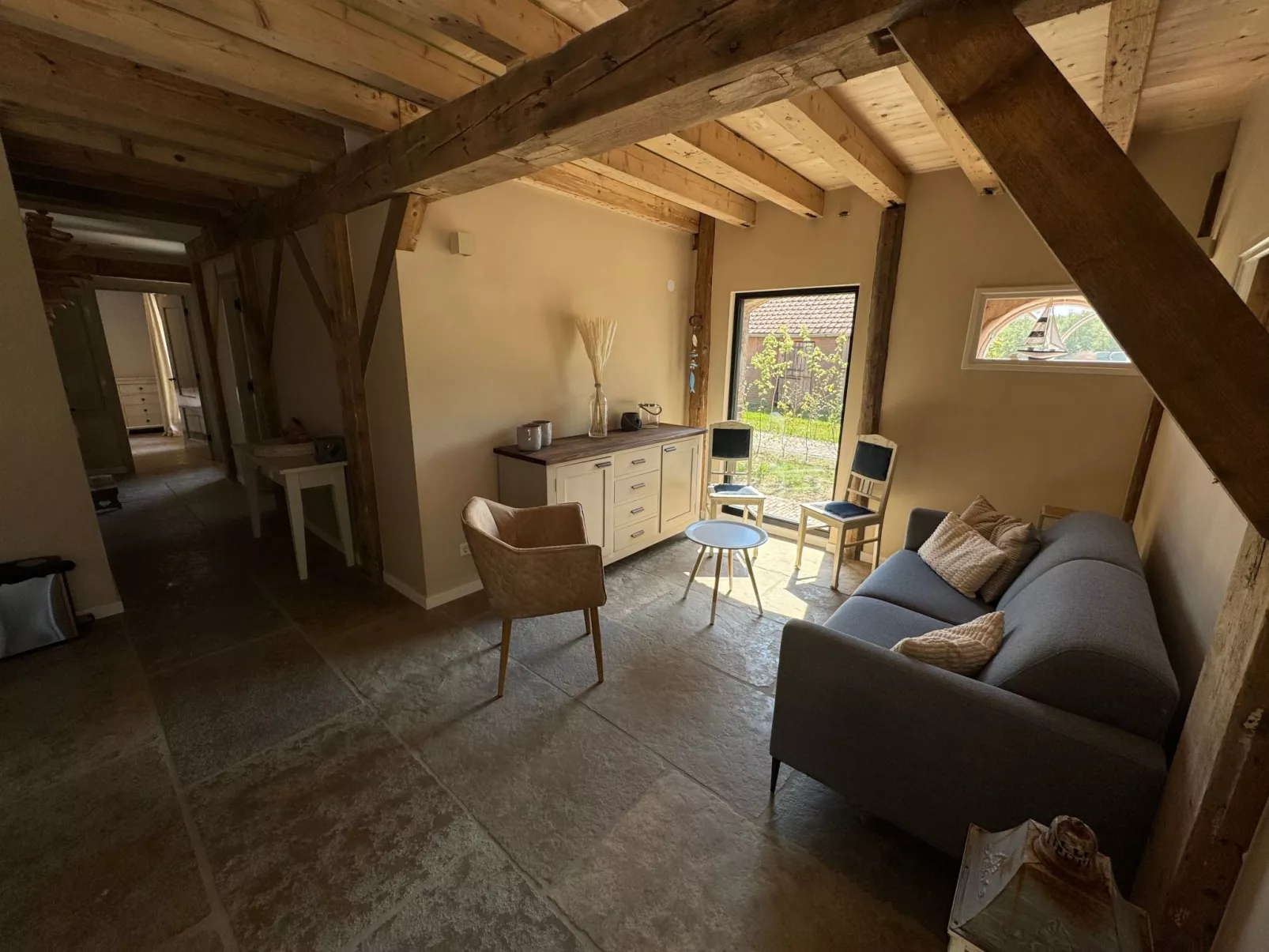 Luxus-App in der Scheune "Strandje groote Nol"-Drinnen