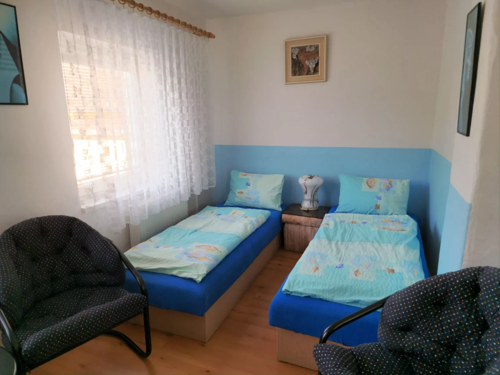 Mit Garten und Pools-Inside