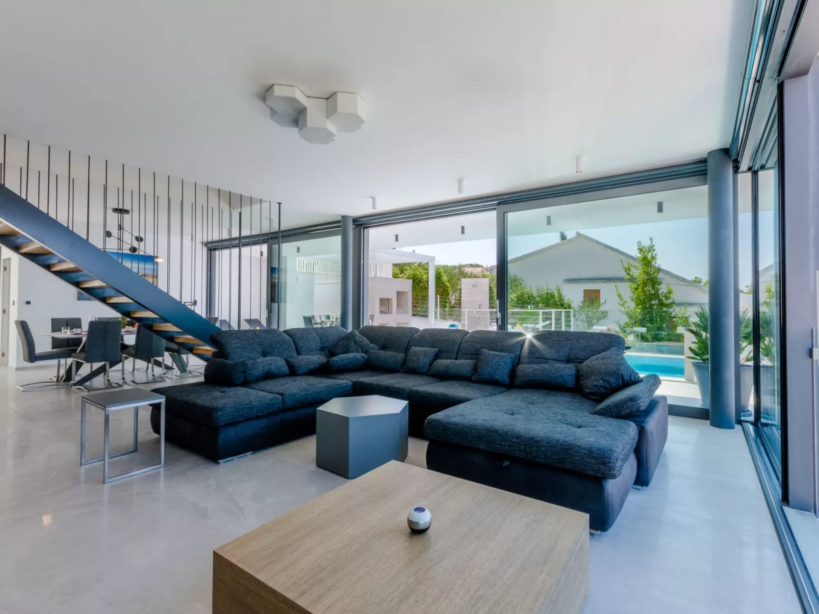 Tolles Ferienhaus in Sutivan mit Privatem Pool-Inside