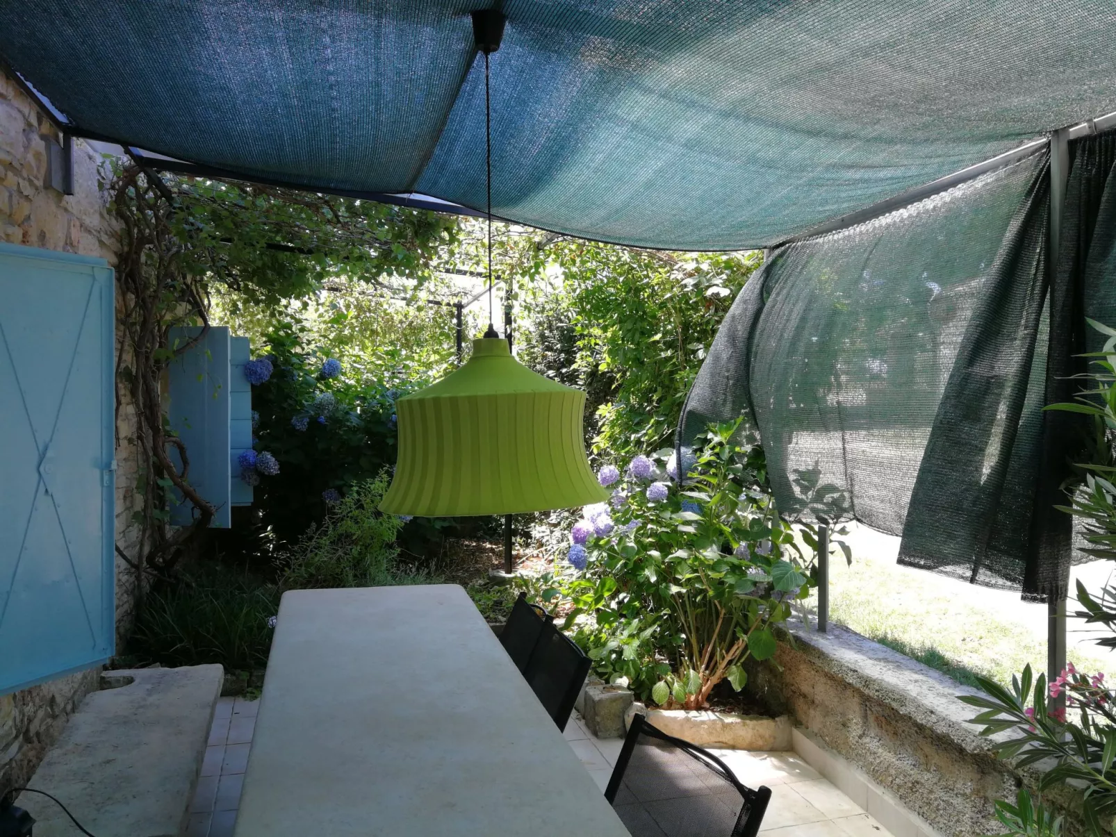 "Eti and Mia" mit Pool-Outside