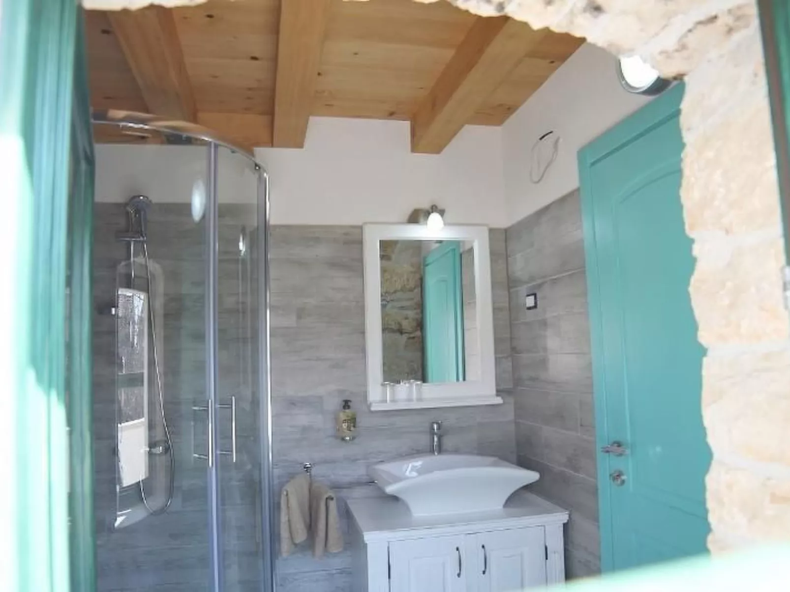 In Barat mit privatem Pool-Image-tags.info