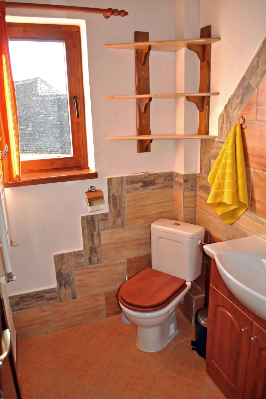 Casa Crina - rustikale Ferienvilla in Siebenbürgen-Inside