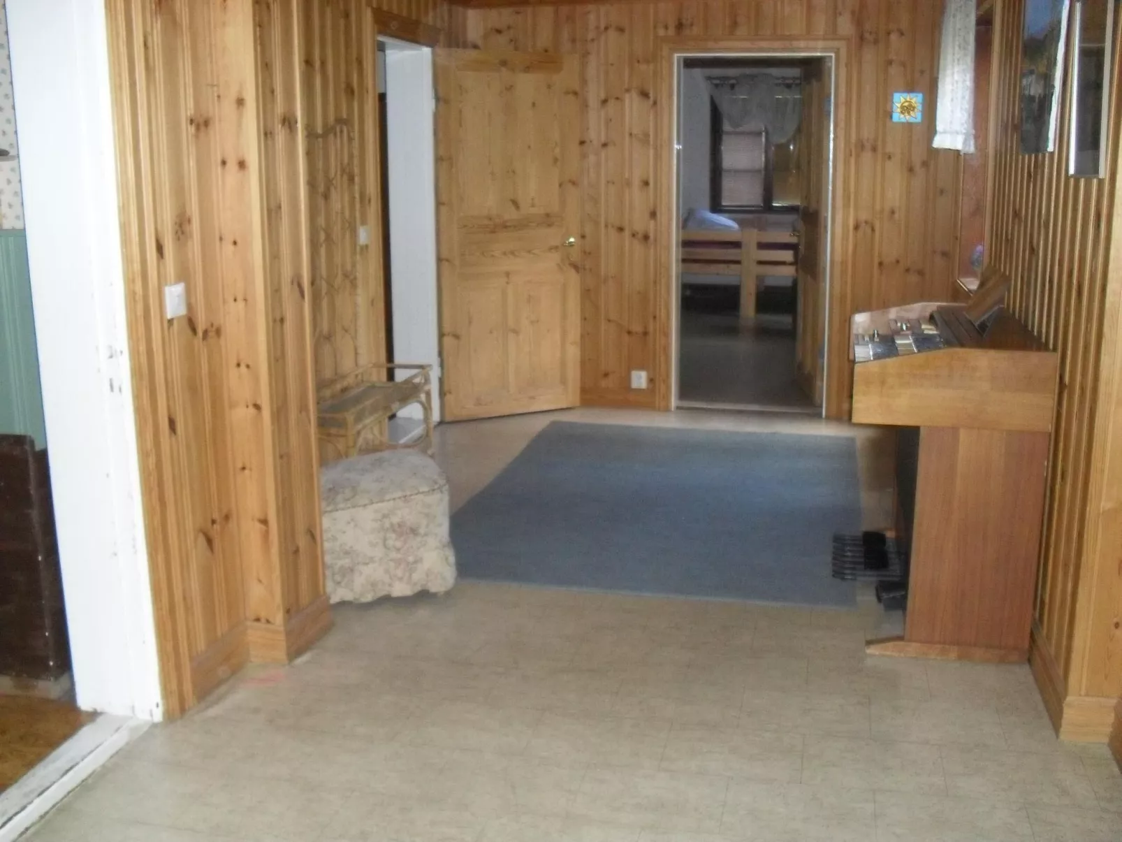 Geräumiges Ferienhaus für Konsum-Aussteiger-Drinnen