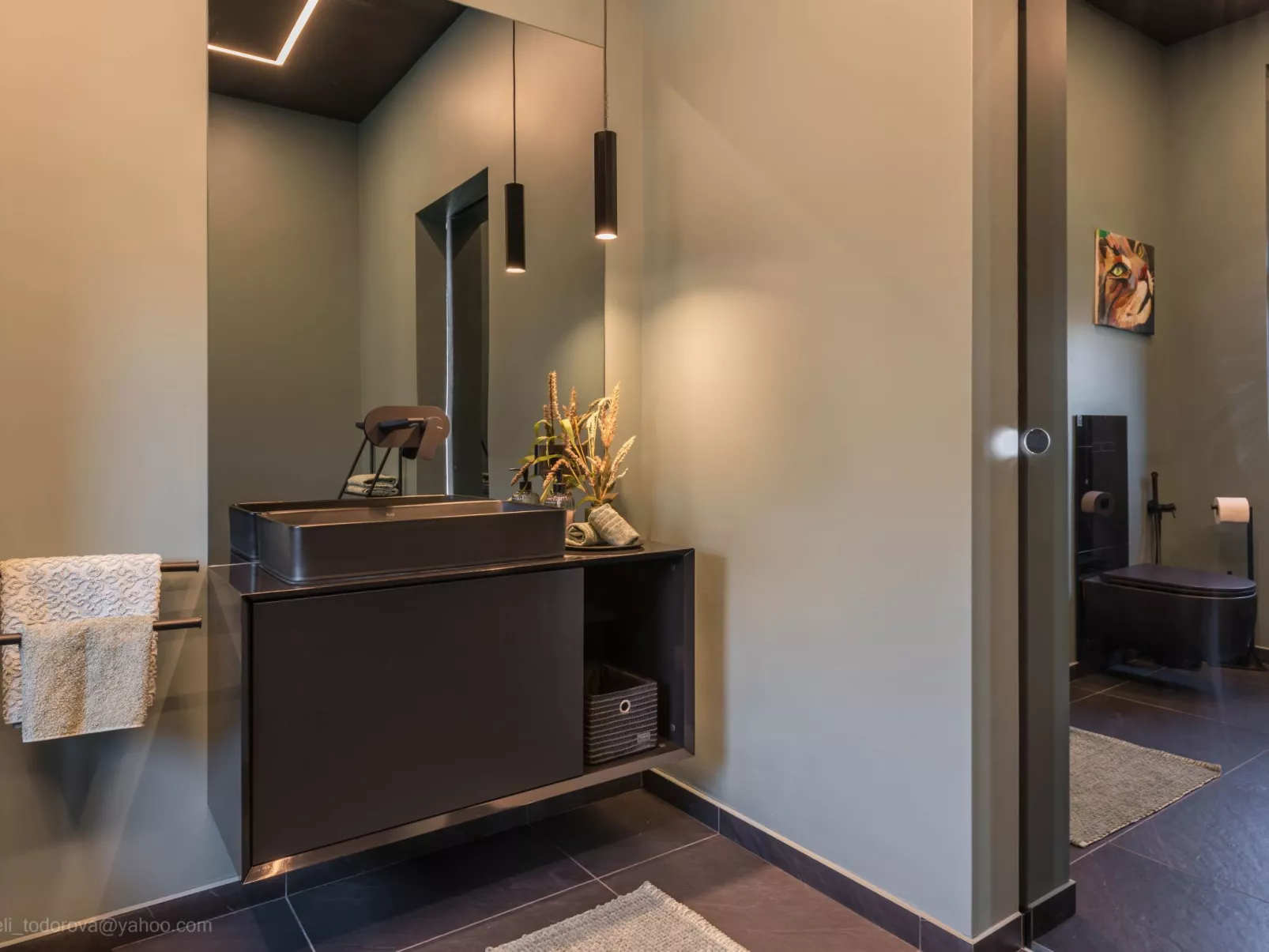 Exklusive Villa mit Swimmingpool und Whirlpool-Drinnen