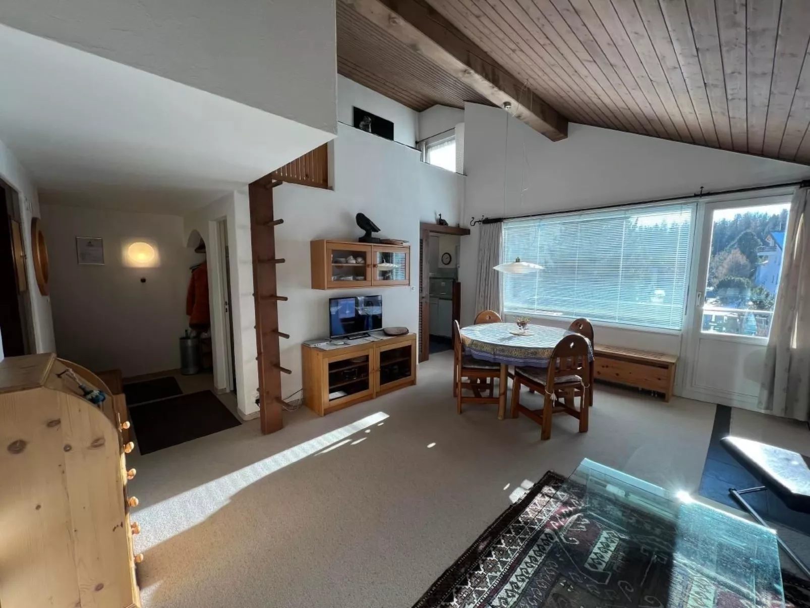 Chesa Arettas-Drinnen