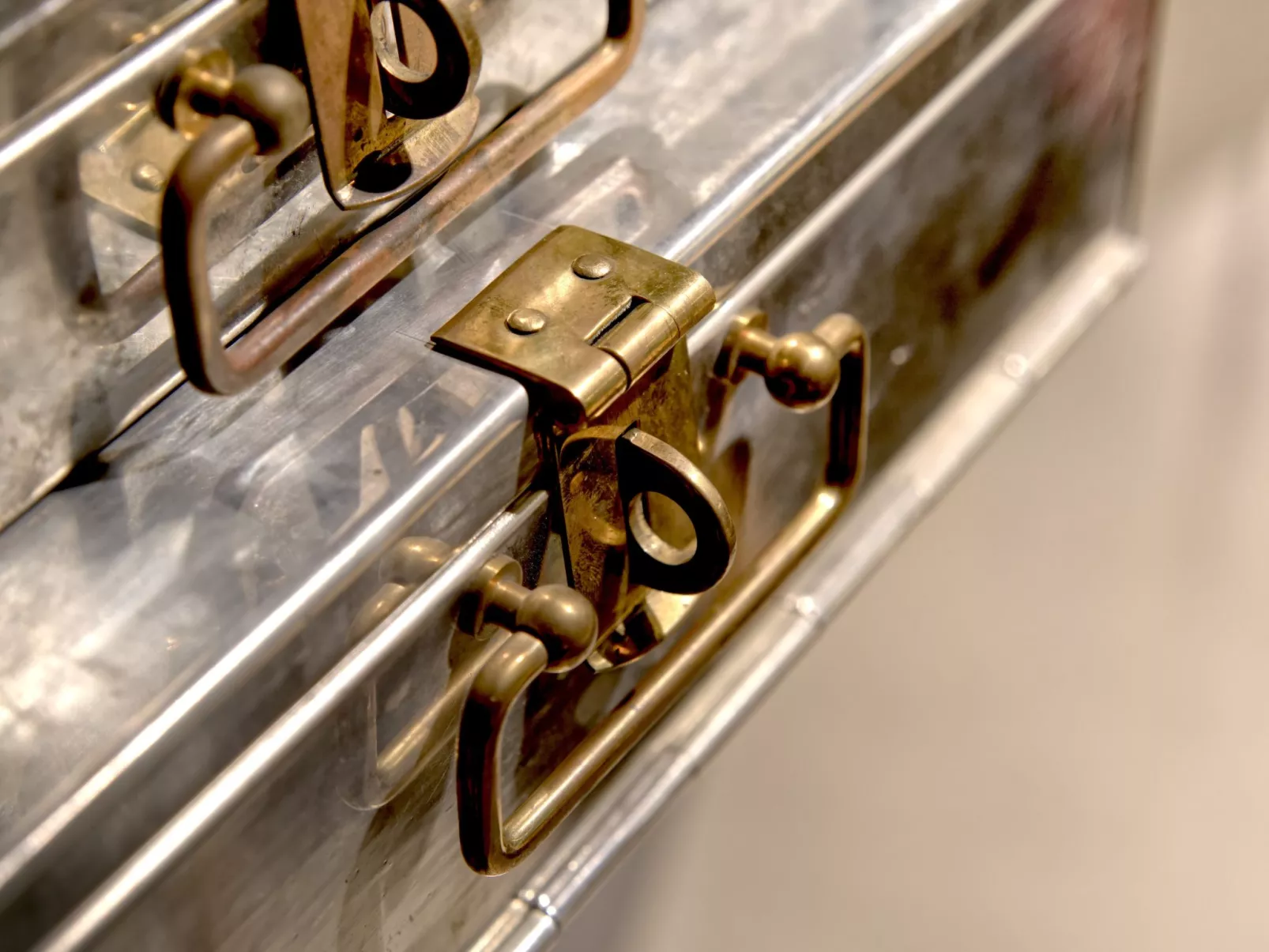 BankHouse StudioM405-Inside