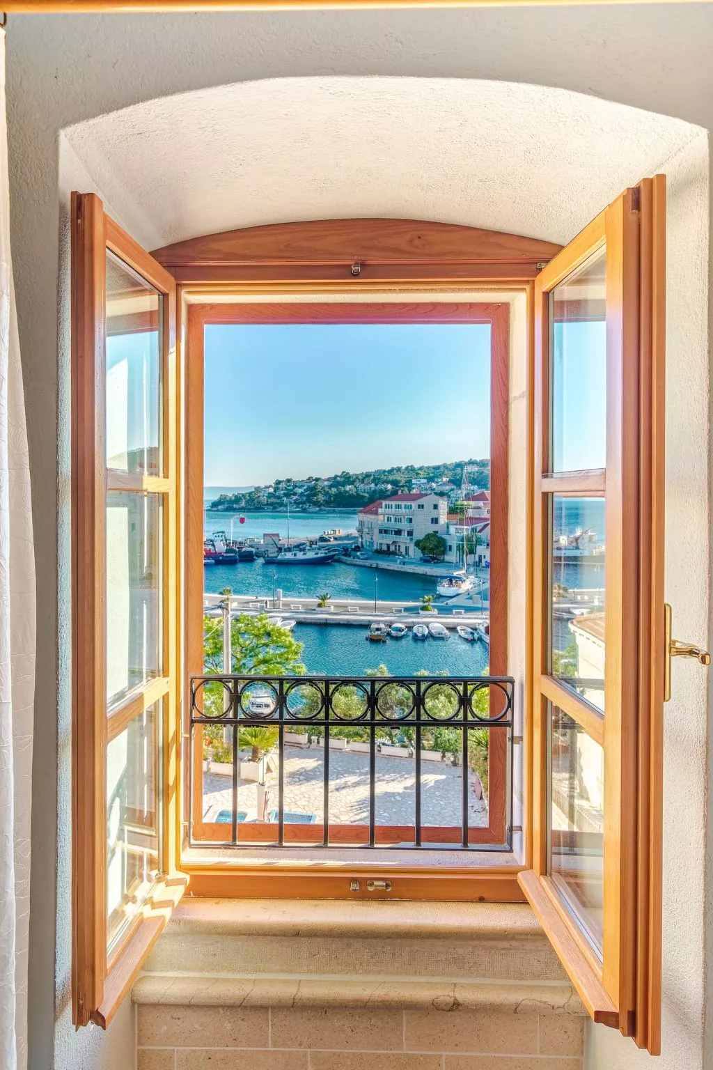 Ferienvilla "Laurus" mit Blick auf das Wasser-Inside