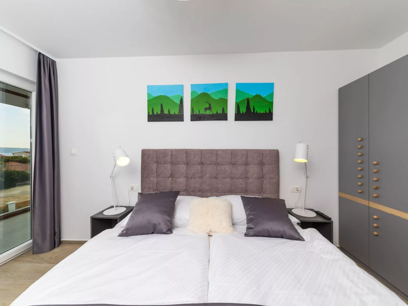 Modern eingerichtete Villa Ingrid mit beheiztem Pool - Dedans