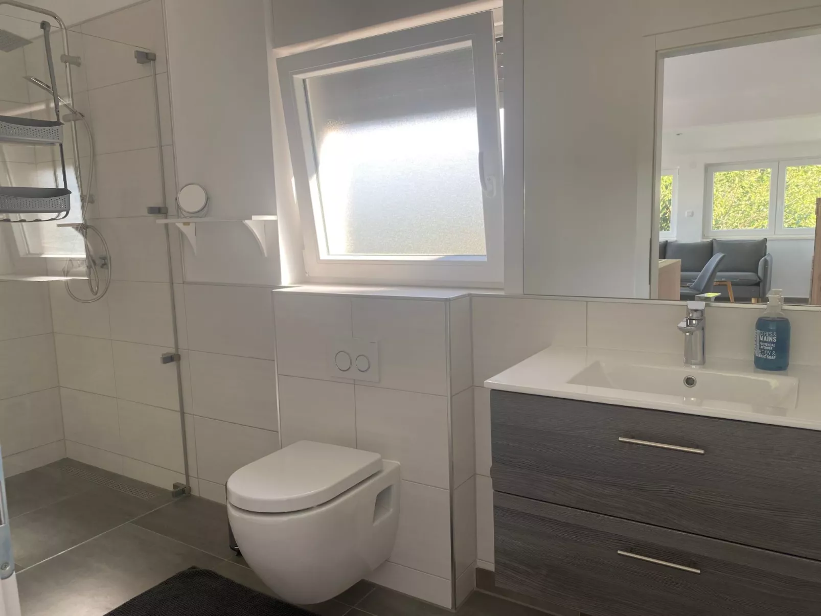 Appartment mit Pool-Inside