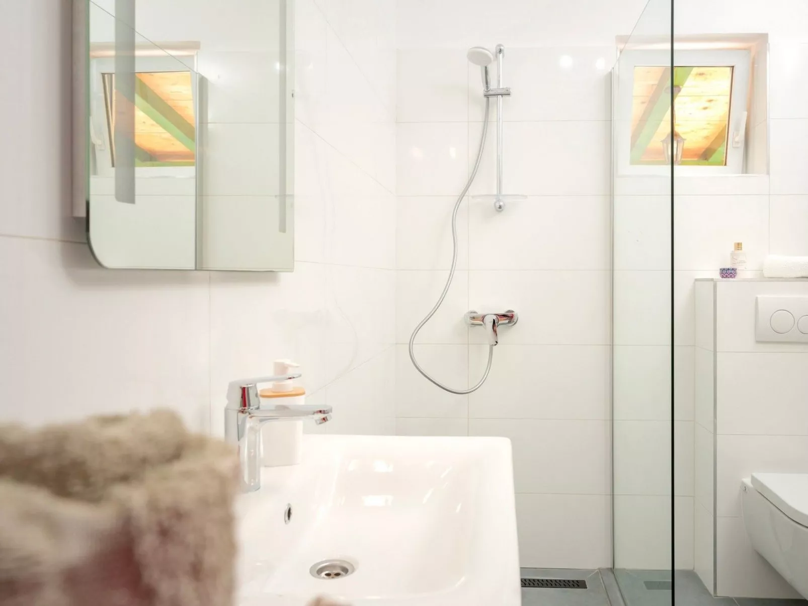 Villa "Sunshine" mit Garten, Grill und Terrasse-Drinnen