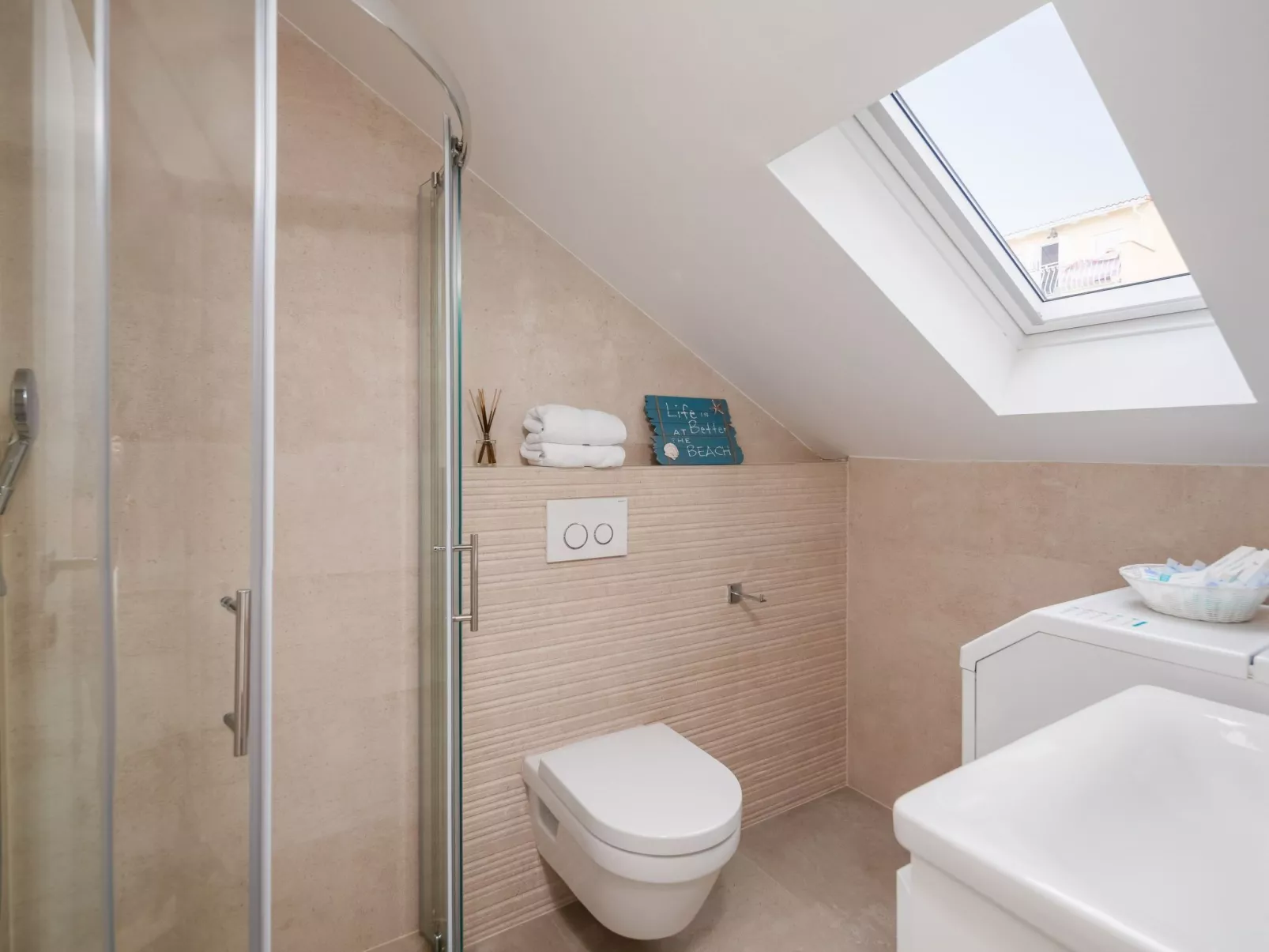 Epetium Beach Villa-Drinnen