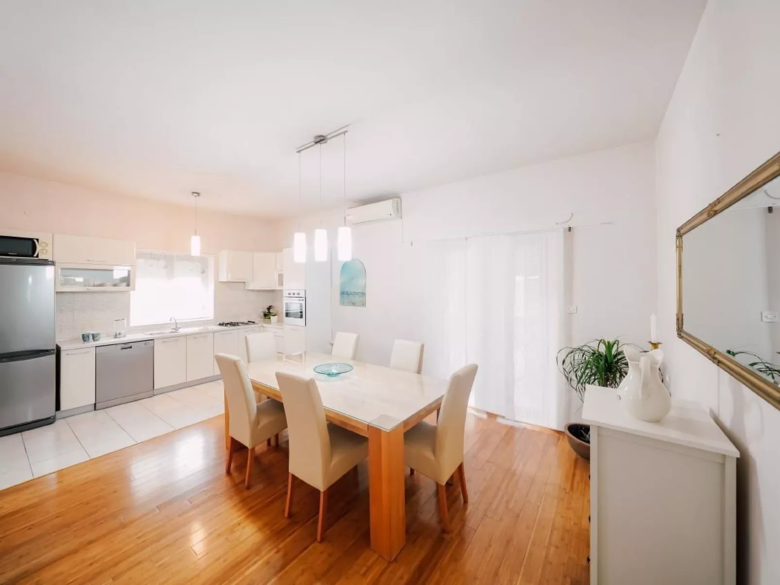 Wohnung mit Whirlpool-Image-tags.info