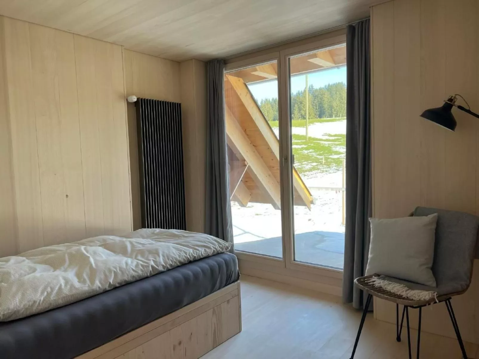 Binzberg-Image-tags.info