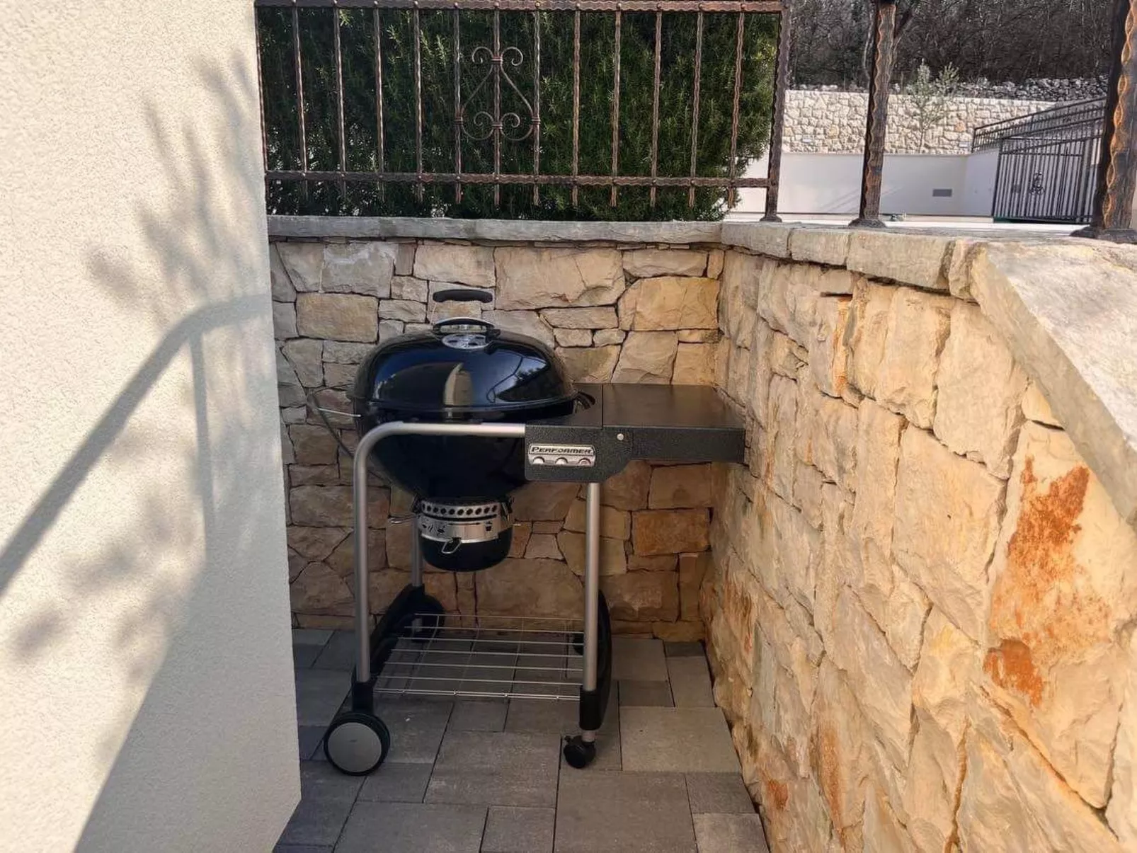 Schöne Villa Camellia mit privatem Pool-Draußen