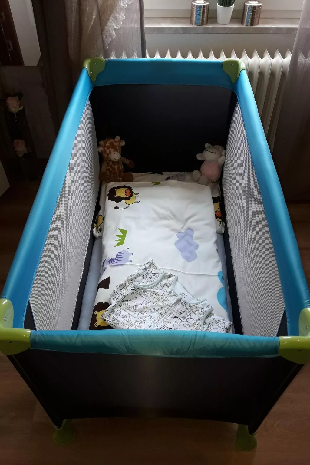 Mit Garten, Grill und Terrasse-Inside