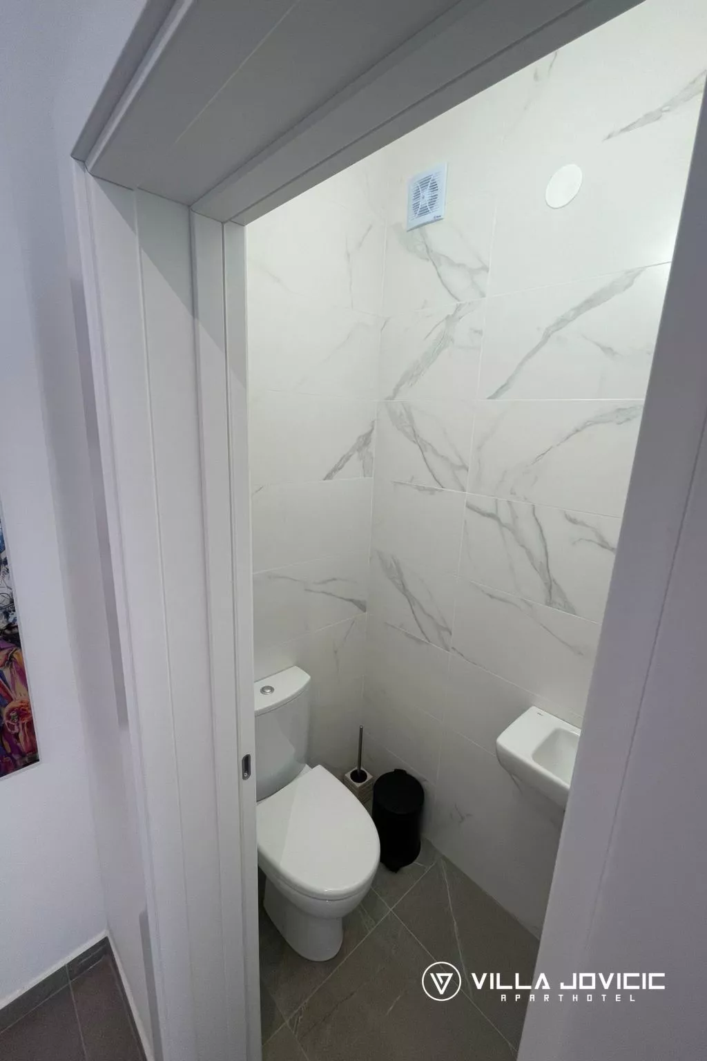 Appartement mit Pool-Drinnen