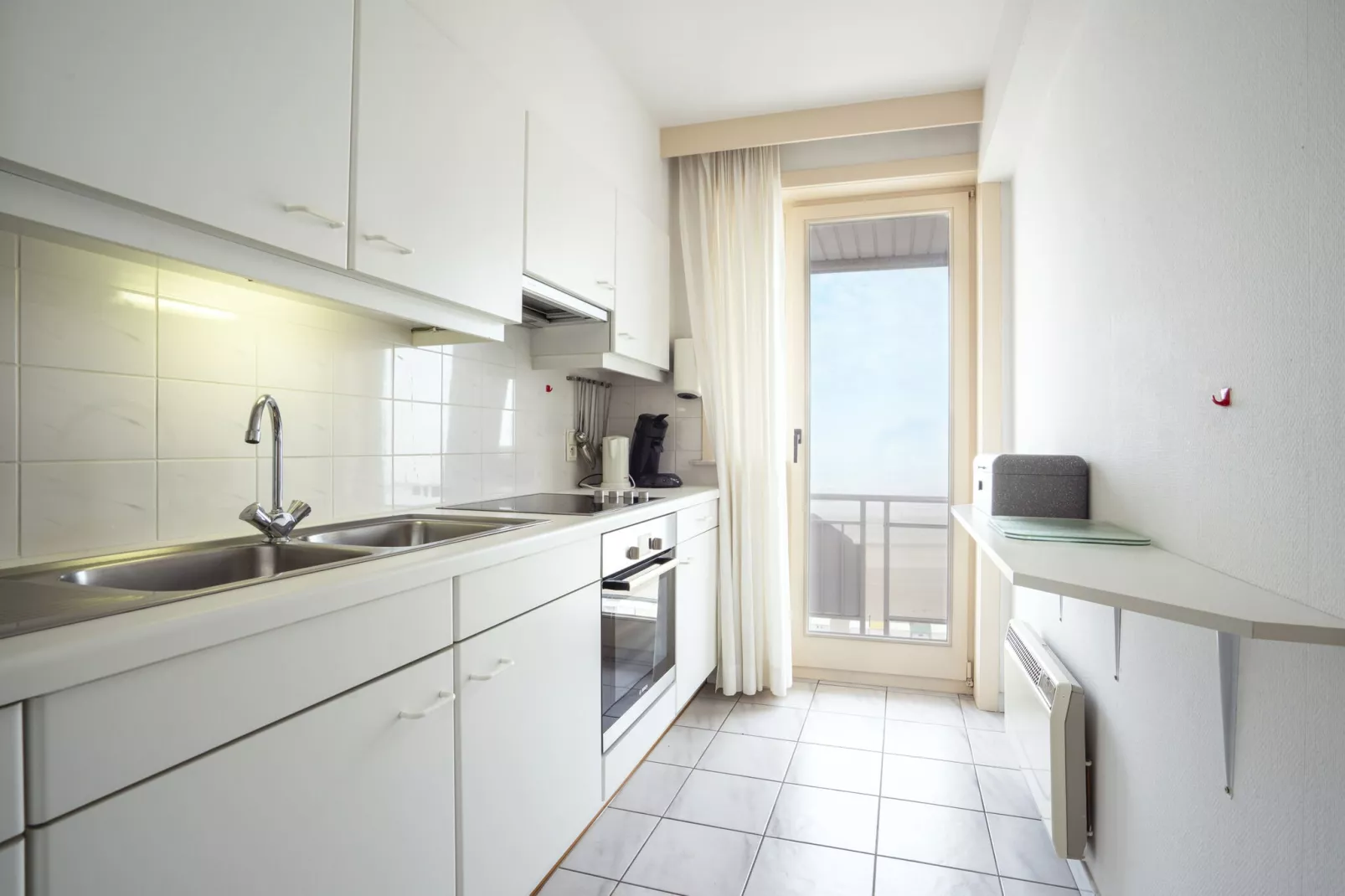 Daphne 7-Kitchen